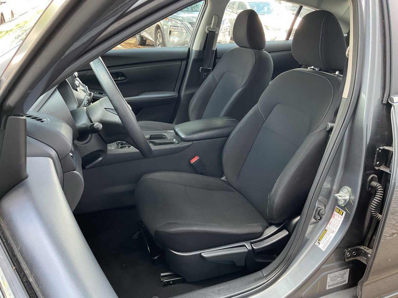 Used 2025 Nissan Sentra S image 14