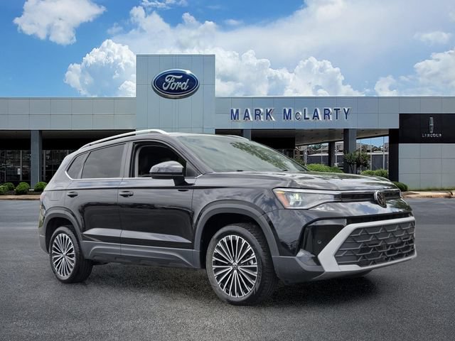 Used 2025 Volkswagen Taos SE FWD image 7