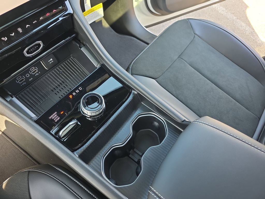 New 2026 Jeep Grand Cherokee Altitude image 25