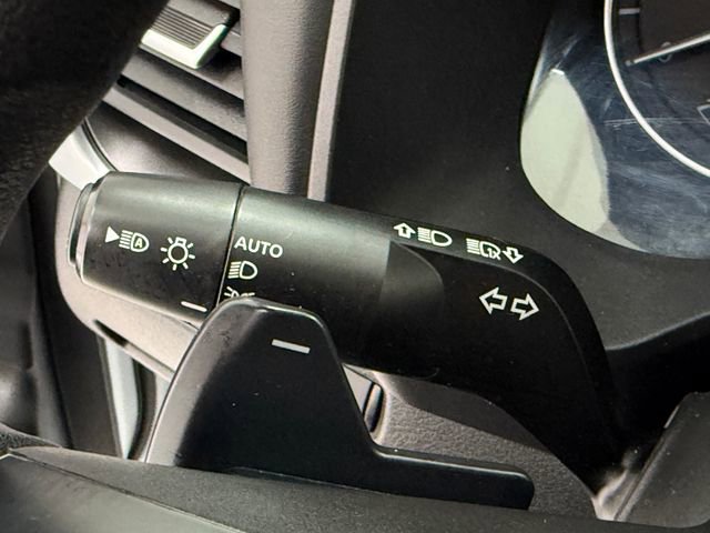 Used 2024 Nissan Rogue SV FWD image 14
