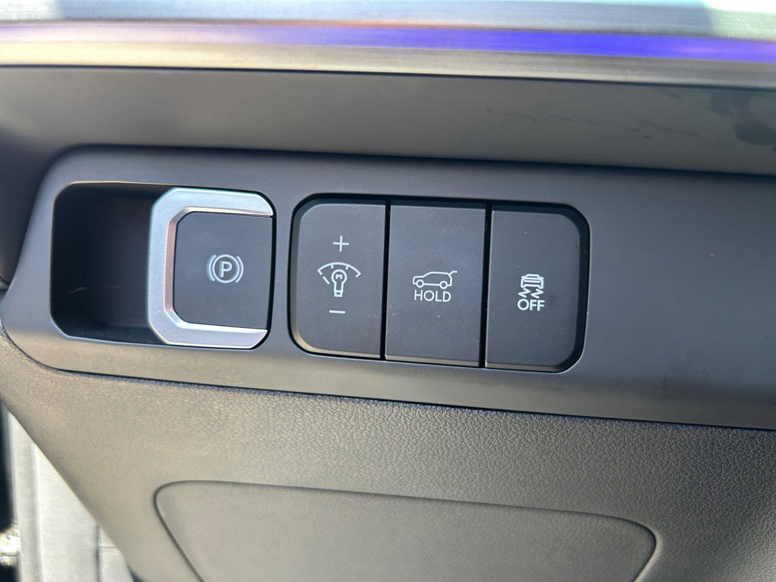 Certified 2025 Hyundai Santa Fe Limited FWD image 24