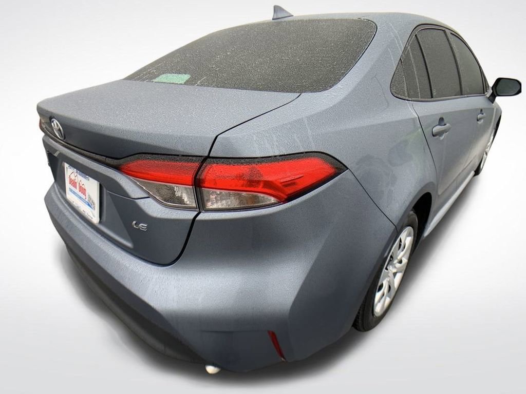 Used 2023 Toyota Corolla LE image 6