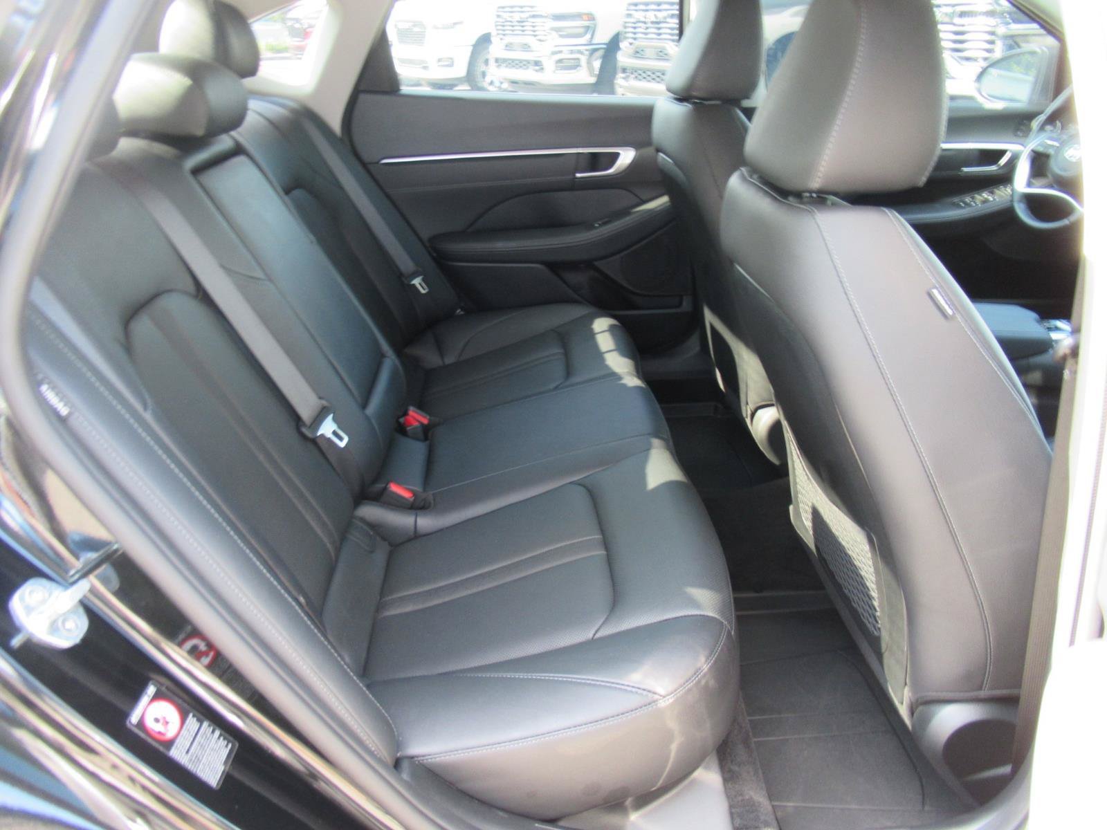 Used 2022 Hyundai Sonata Limited FWD image 34
