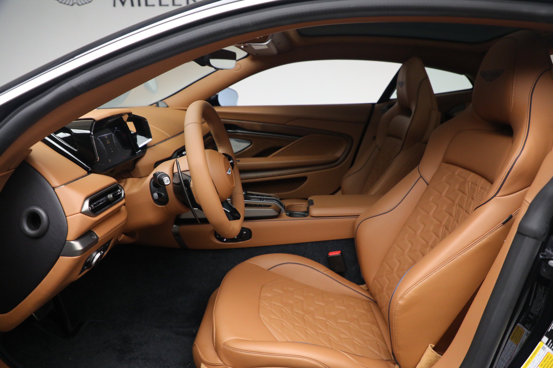 New 2026 Aston Martin Vanquish RWD image 15