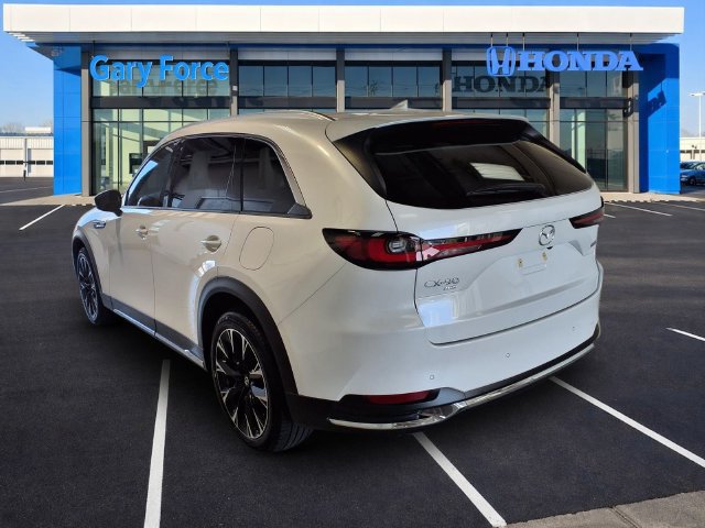 Used 2024 MAZDA CX-90 Plug-In Hybrid w/ Premium Pkg AWD/4WD image 3