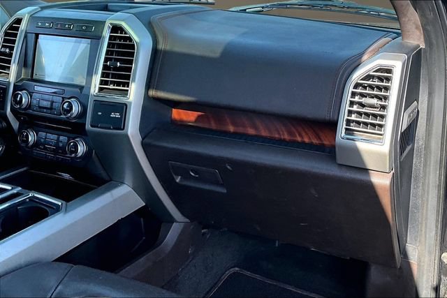 Used 2017 Ford F150 King Ranch w/ Equipment Group 601A Luxury AWD/4WD image 17