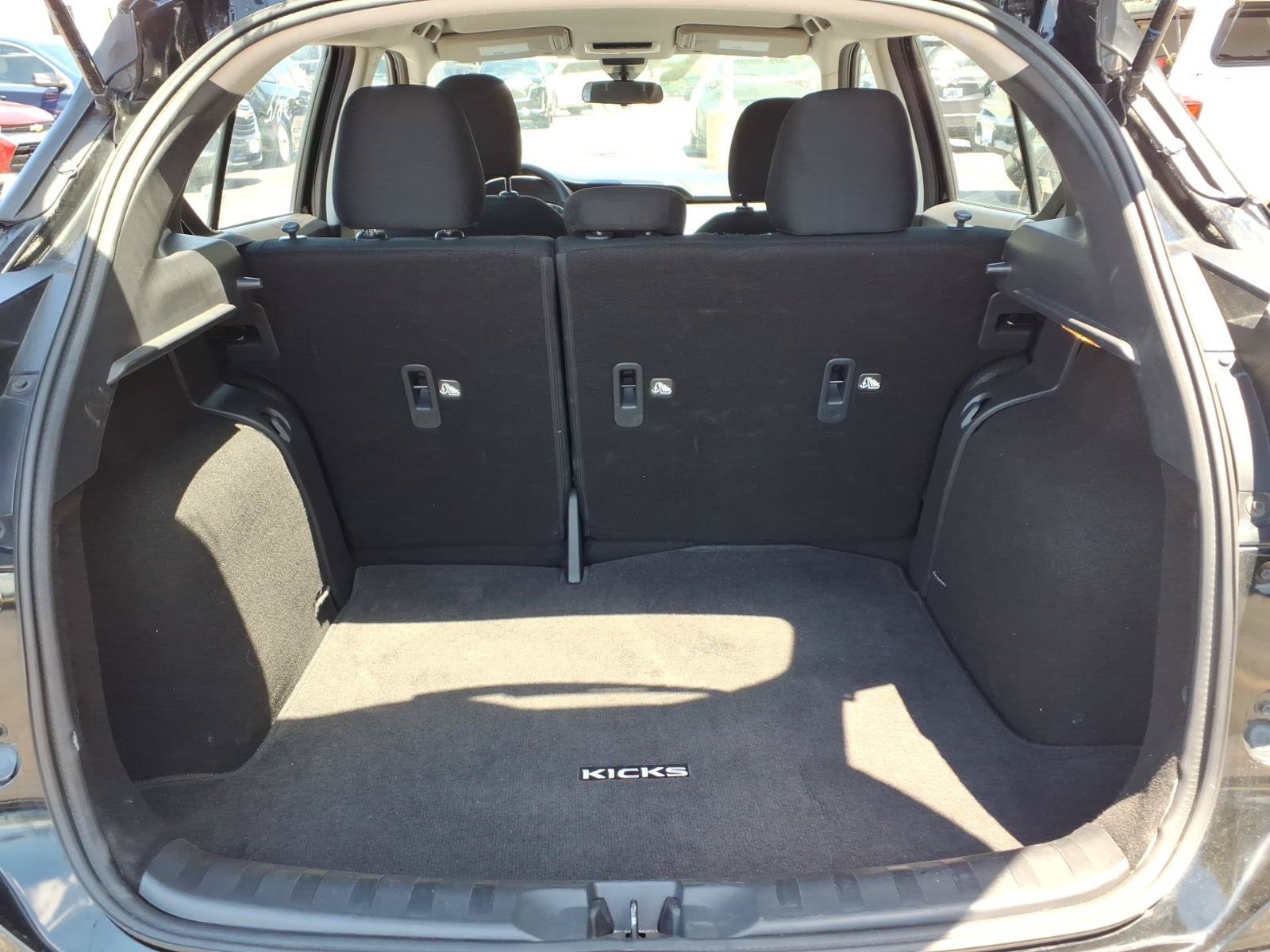 Used 2024 Nissan Kicks S FWD image 29