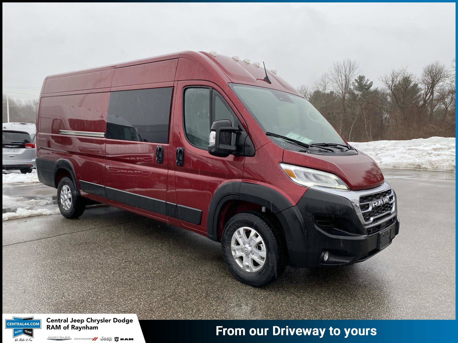 Used 2025 RAM ProMaster 3500 w/ Quick Order Package 22H SLT+ FWD image 1