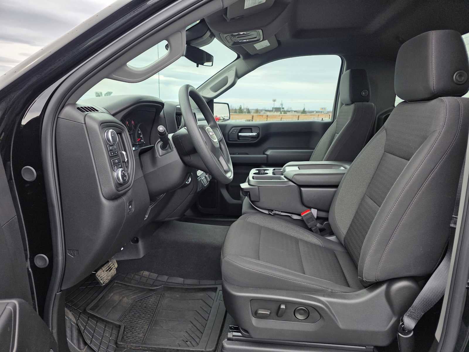 Certified 2025 GMC Sierra 1500 Pro w/ Pro Value Package AWD/4WD image 15