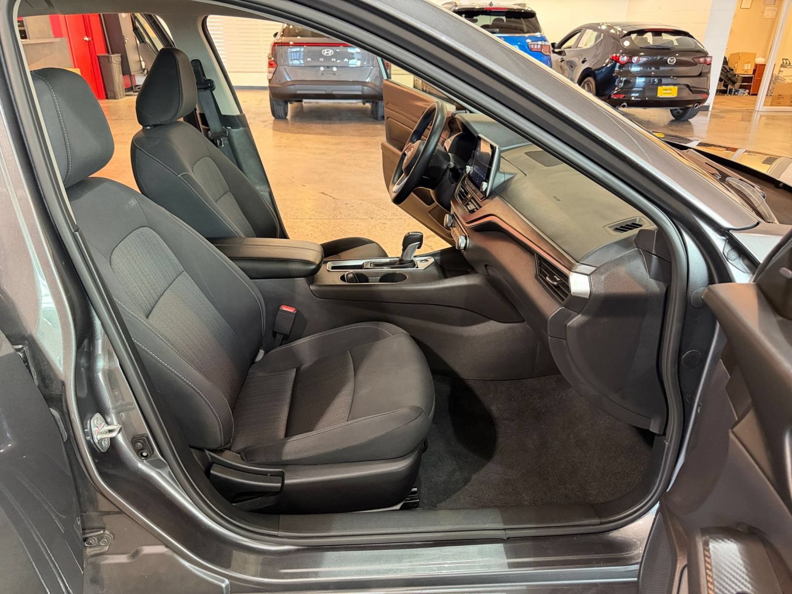Used 2026 Nissan Altima 2.5 SV FWD image 34