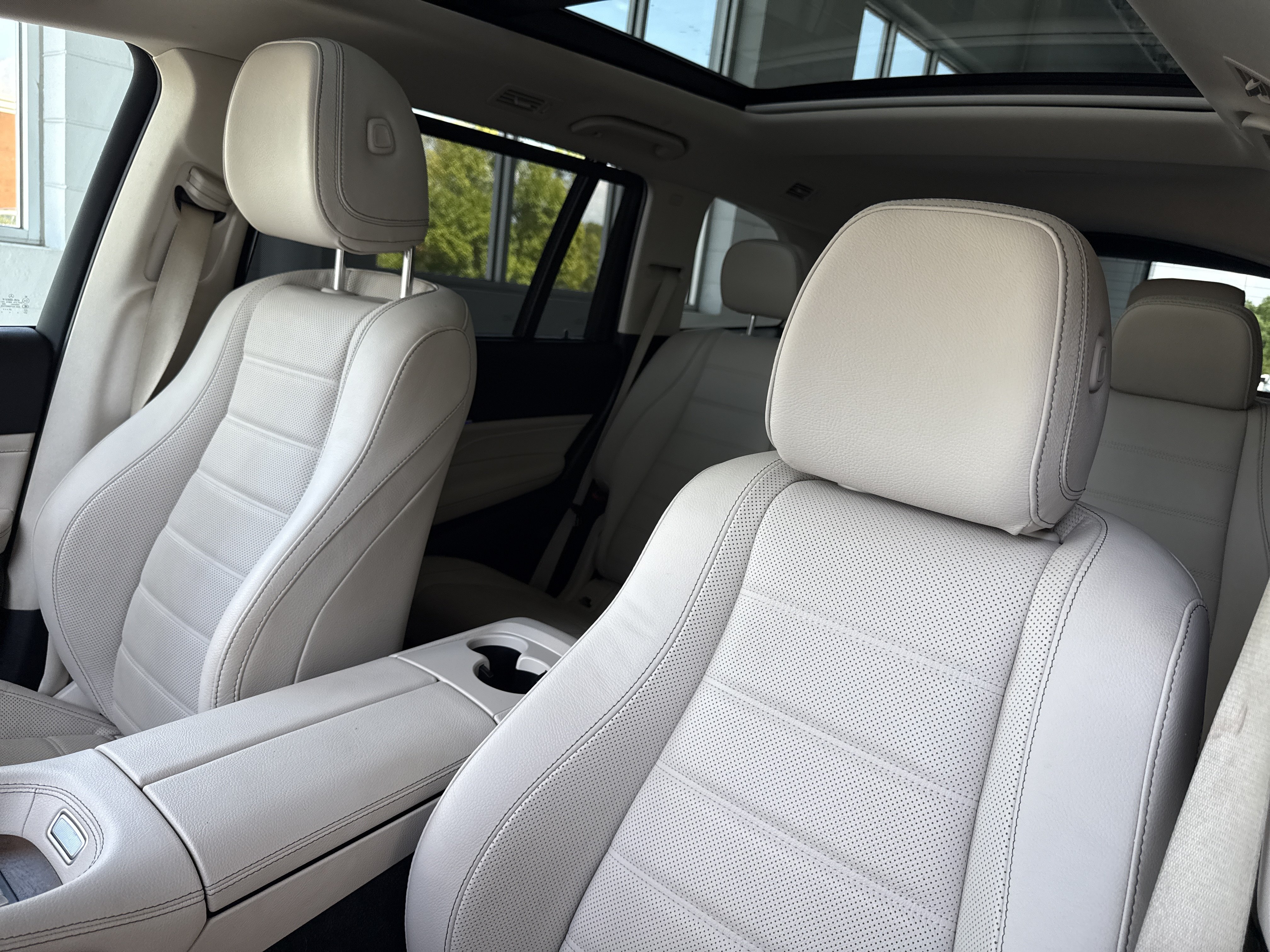 Certified 2022 Mercedes-Benz GLS 450 4MATIC image 13
