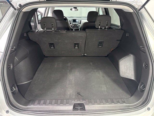 Used 2020 Chevrolet Equinox LS AWD/4WD image 24