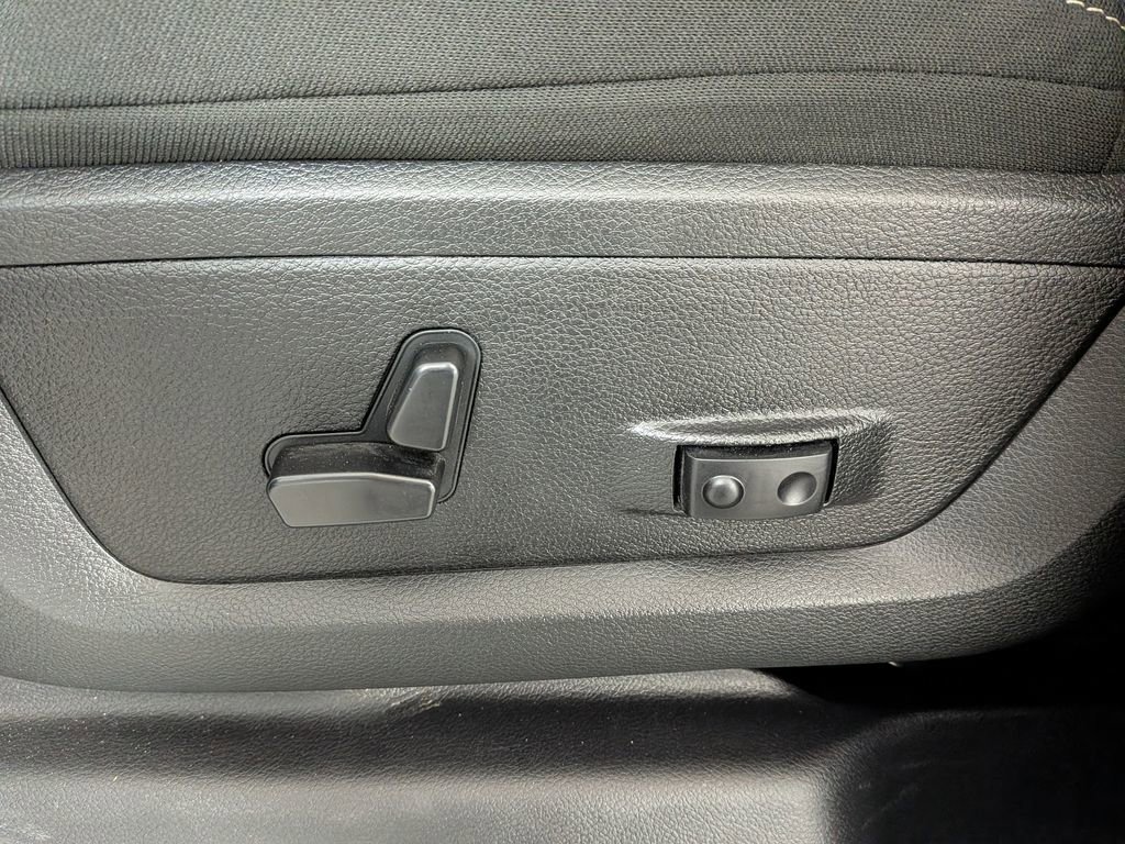 Used 2025 RAM 2500 Big Horn image 19