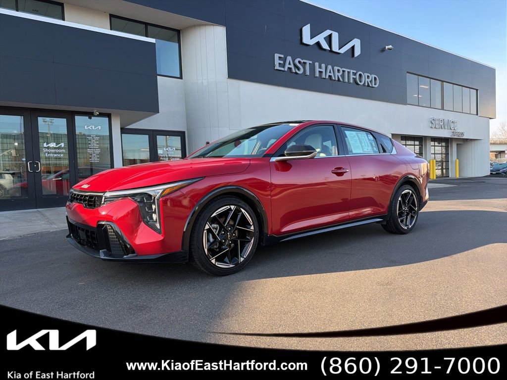 Used 2025 Kia K4 GT-Line w/ GT-Line Premium Package image 1