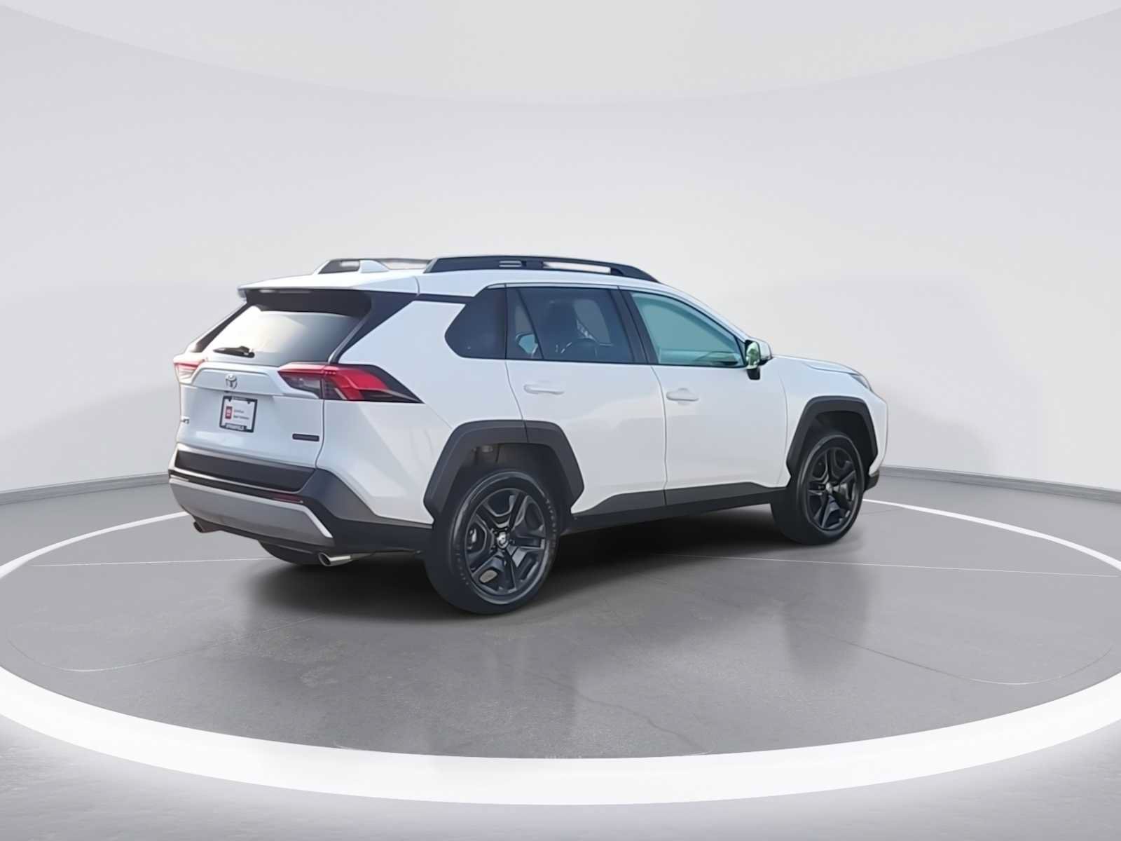 Certified 2024 Toyota RAV4 Adventure AWD/4WD image 8