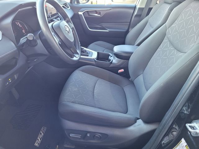 Used 2024 Toyota RAV4 XLE image 16
