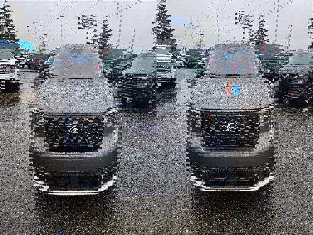 New 2026 Ford Maverick Lariat w/ 4K Tow Package image 2