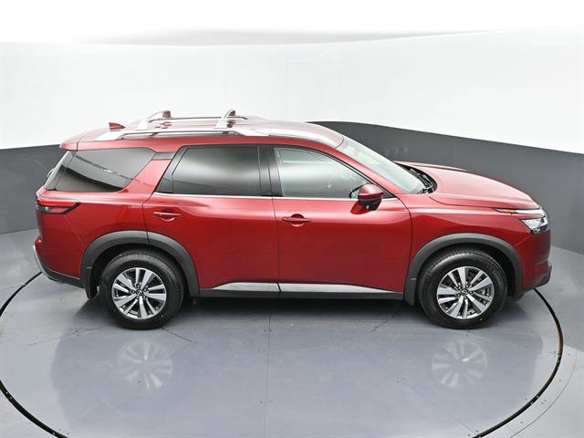 Used 2023 Nissan Pathfinder SL image 48