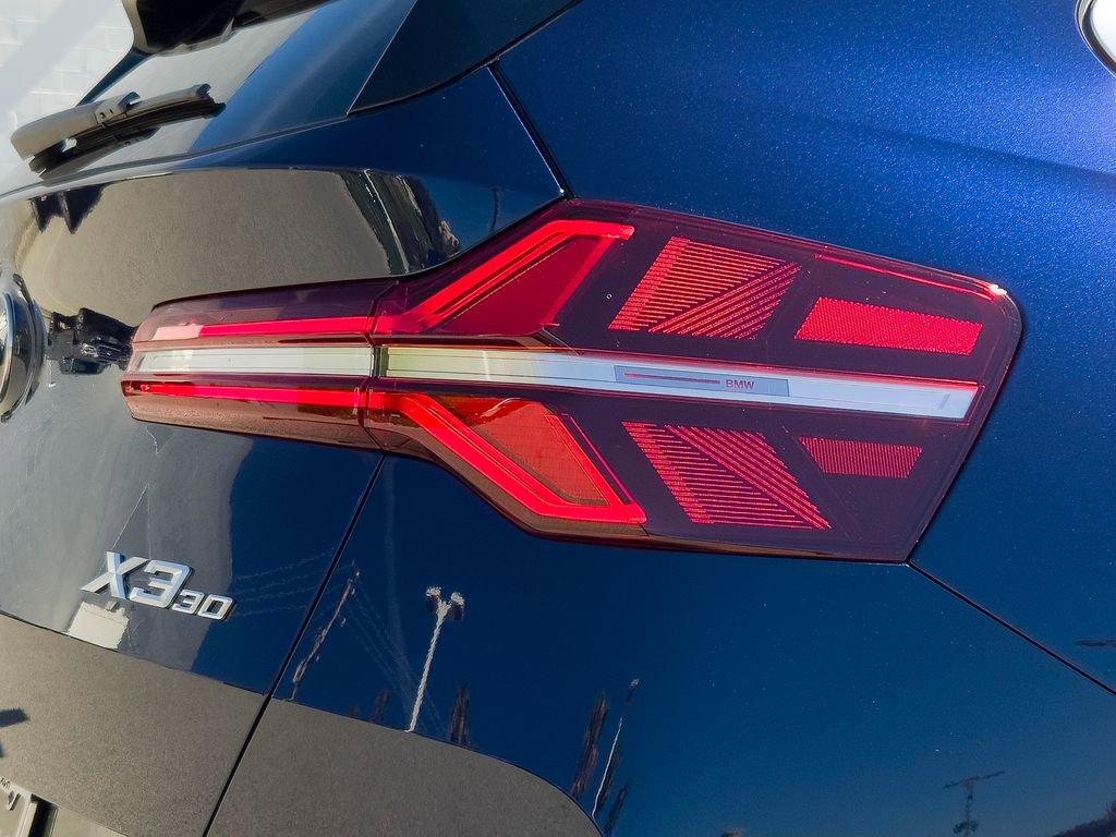 New 2026 BMW X3 xDrive30 w/ Premium Package image 4