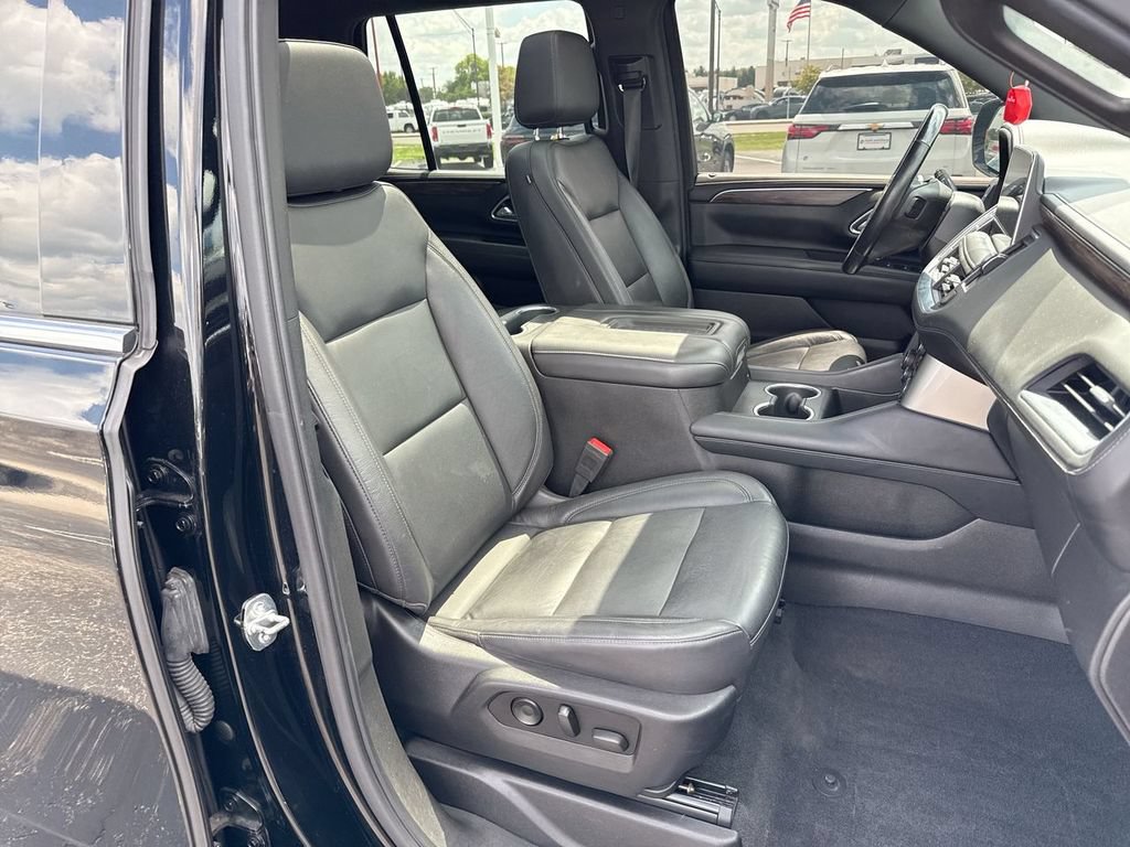 Used 2021 Chevrolet Tahoe LT w/ LT Signature Package AWD/4WD image 26