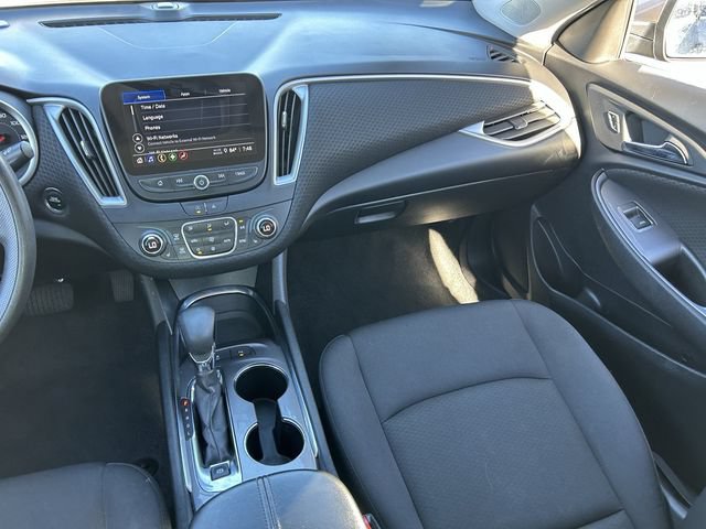 Used 2024 Chevrolet Malibu LT FWD image 17