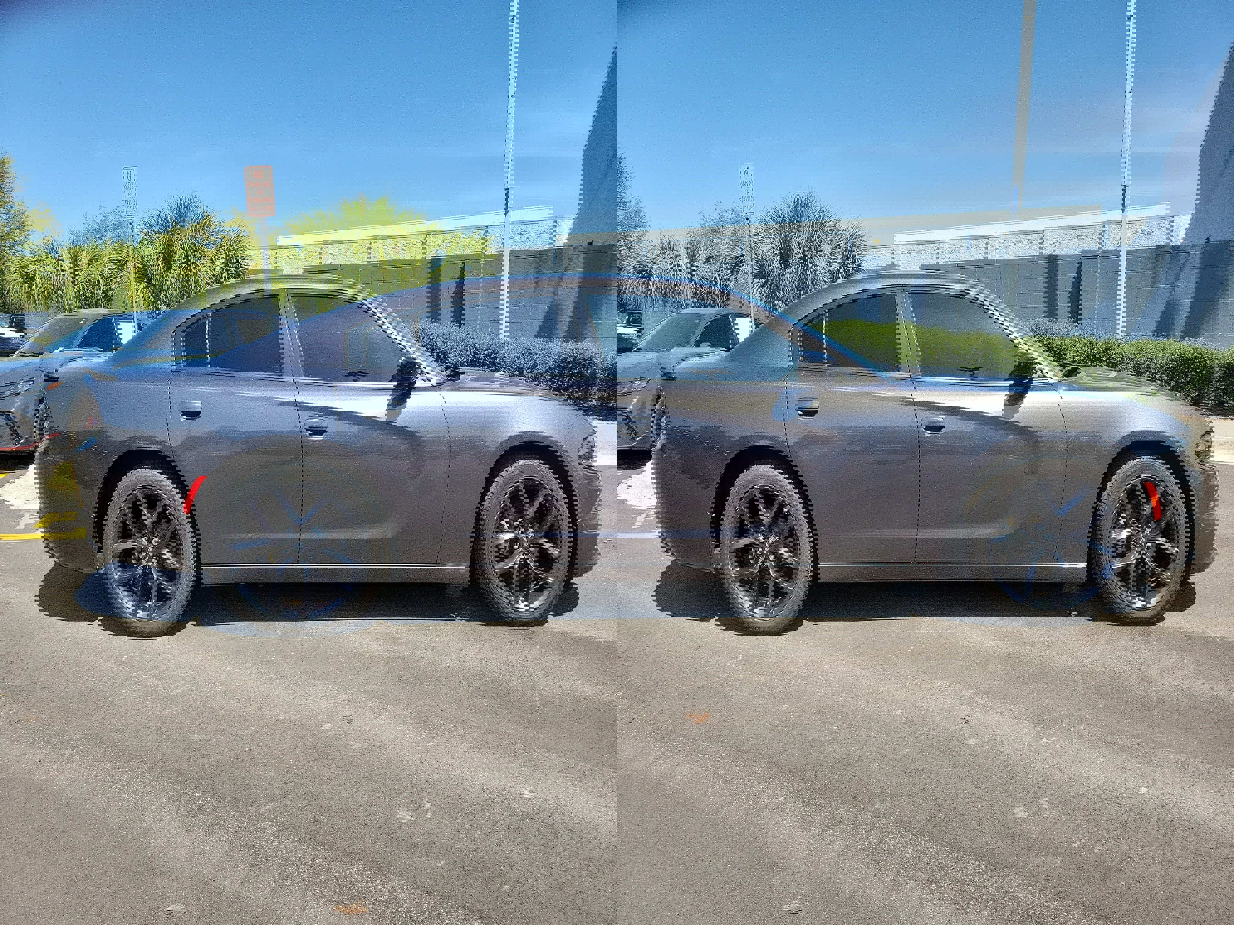 Used 2022 Dodge Charger SXT w/ Blacktop Package image 8