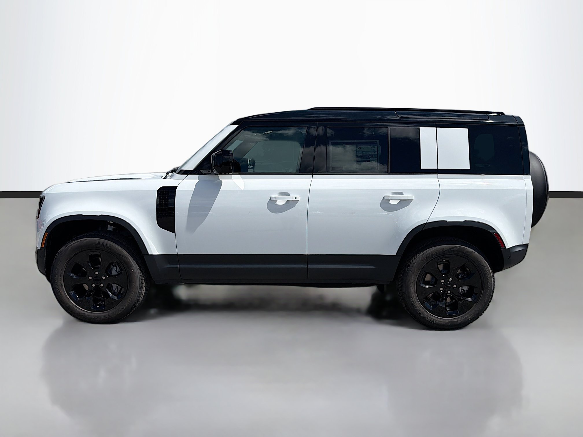 New 2026 Land Rover Defender 110 S AWD/4WD image 2