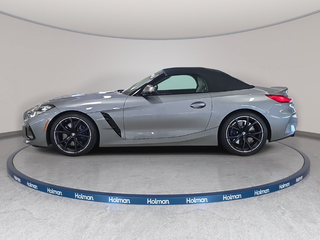 Certified 2025 BMW Z4 M40i w/ Premium Package RWD image 11