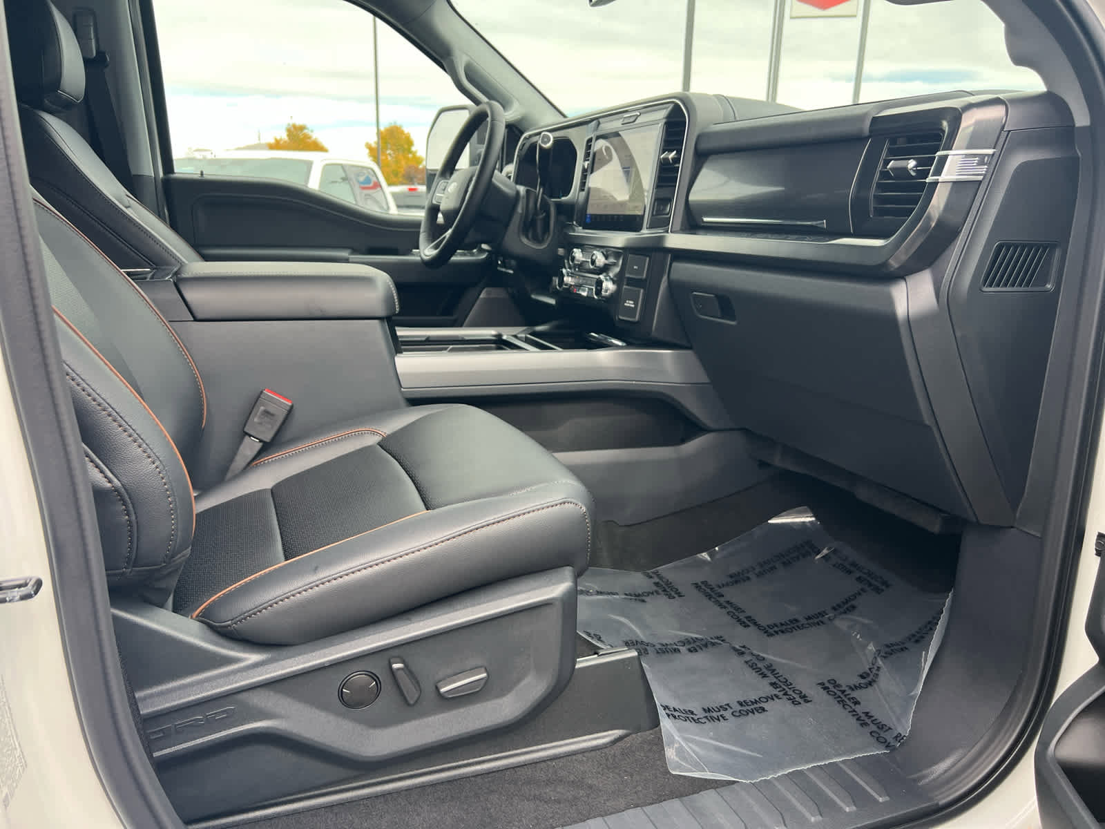 New 2026 Ford F350 Lariat image 17