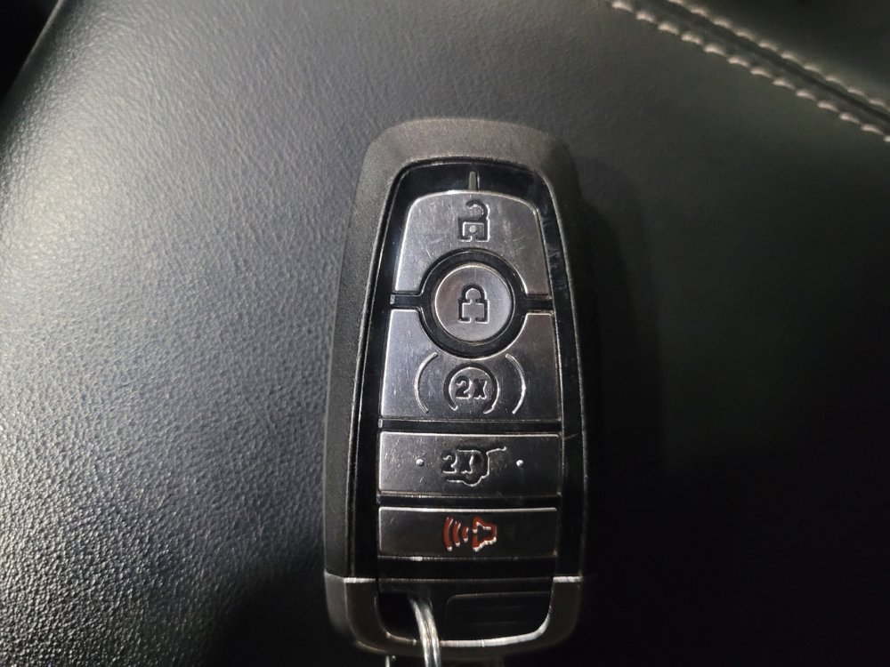 Used 2023 Ford Explorer XLT w/ Equipment Group 202A image 32