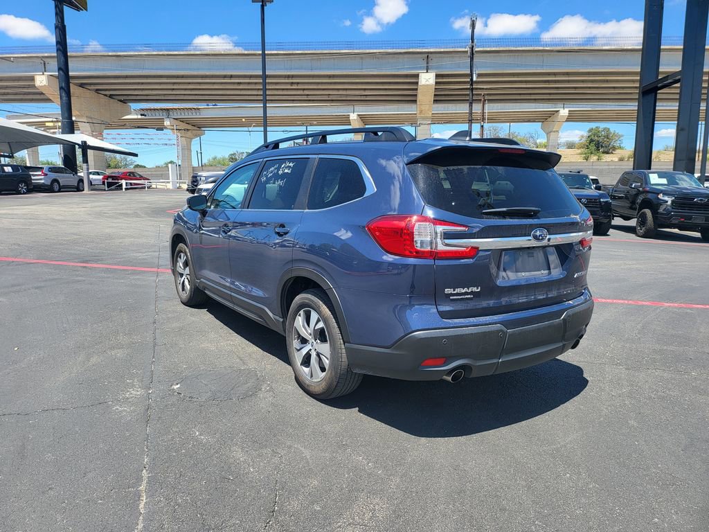 Used 2025 Subaru Ascent Premium image 11