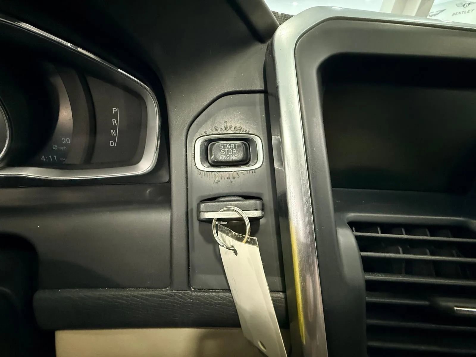 Used 2015 Volvo XC60 T5 Premier image 25