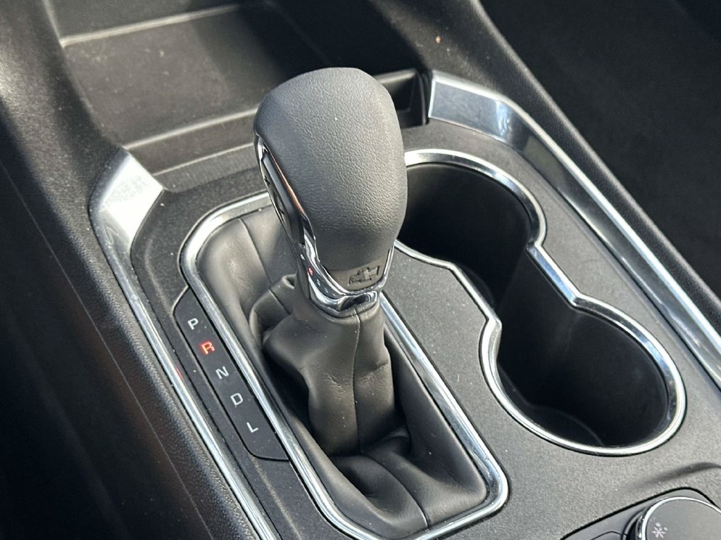 Used 2023 Chevrolet Traverse LS w/ Midnight/Sport Edition FWD image 27