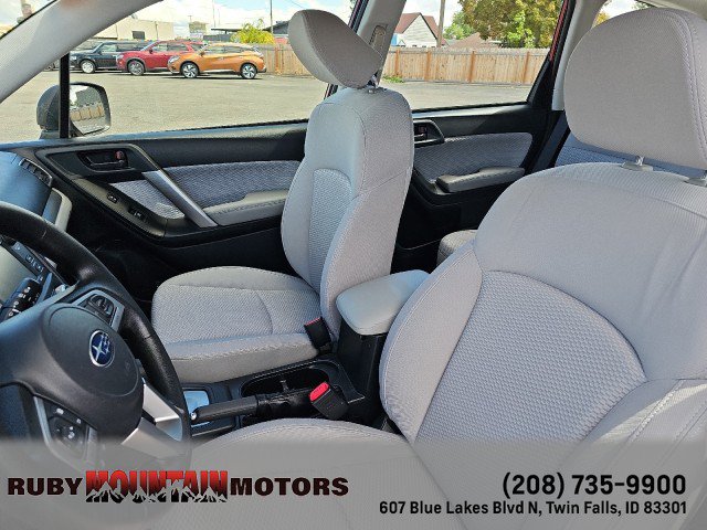 Used 2017 Subaru Forester 2.5i w/ Alloy Wheel Package AWD/4WD image 12