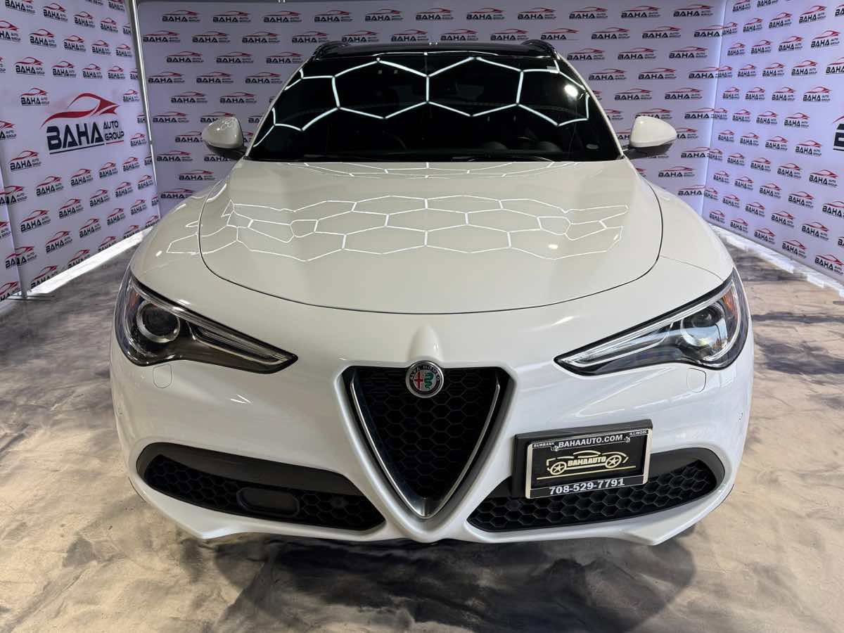 Used 2022 Alfa Romeo Stelvio Ti w/ Active Assist Plus Package image 10