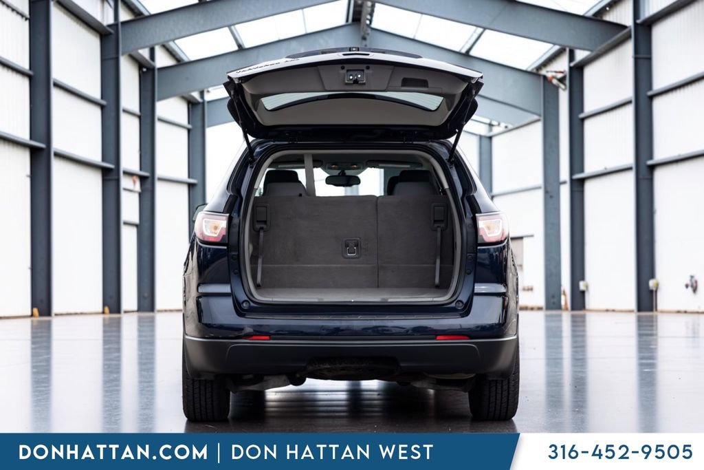 Used 2017 Chevrolet Traverse LS AWD/4WD image 23