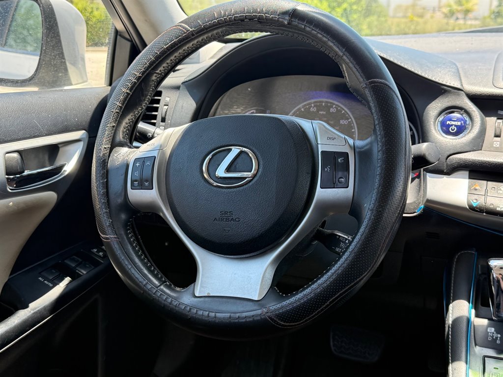 Used 2012 Lexus CT 200h Premium w/ Premium Audio Pkg image 14