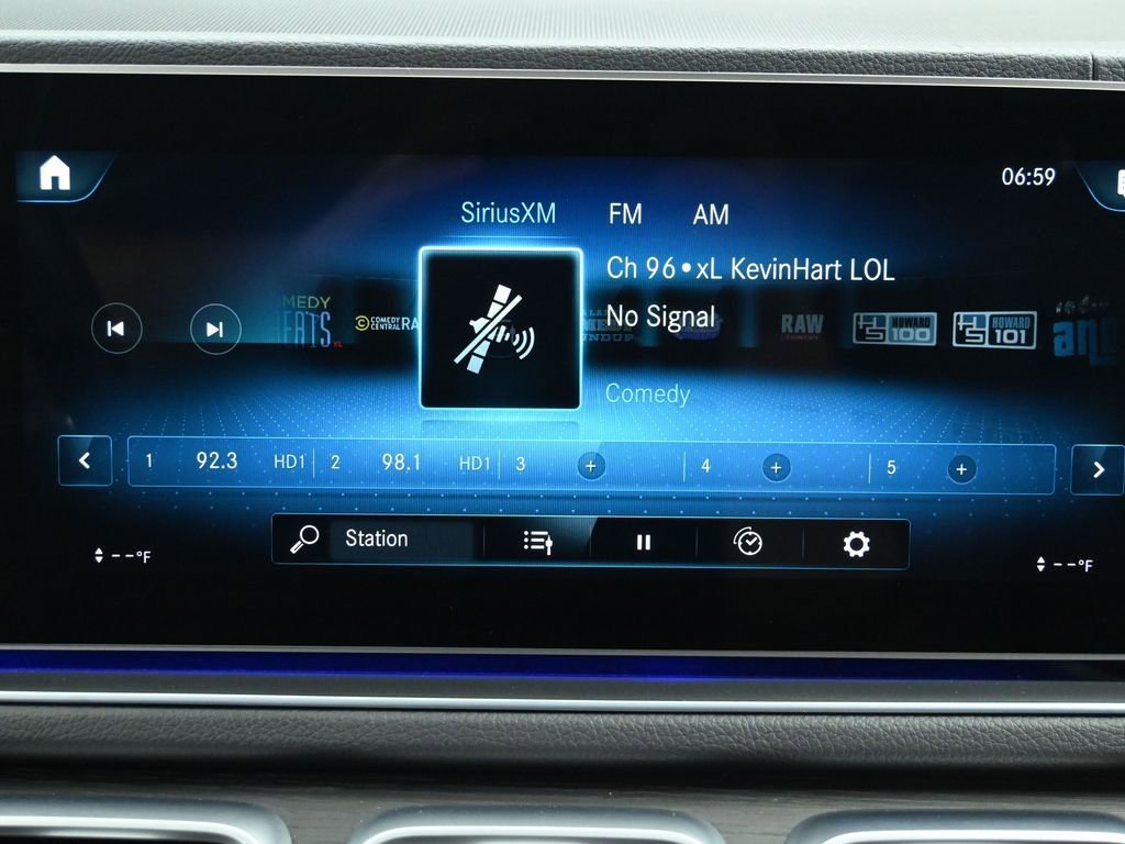 Used 2023 Mercedes-Benz GLE 450 4MATIC w/ AMG Line Exterior image 38