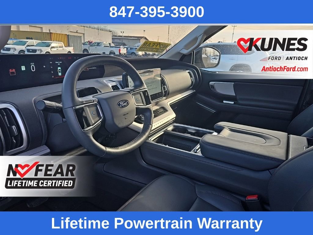 Used 2025 Ford Expedition Active image 19