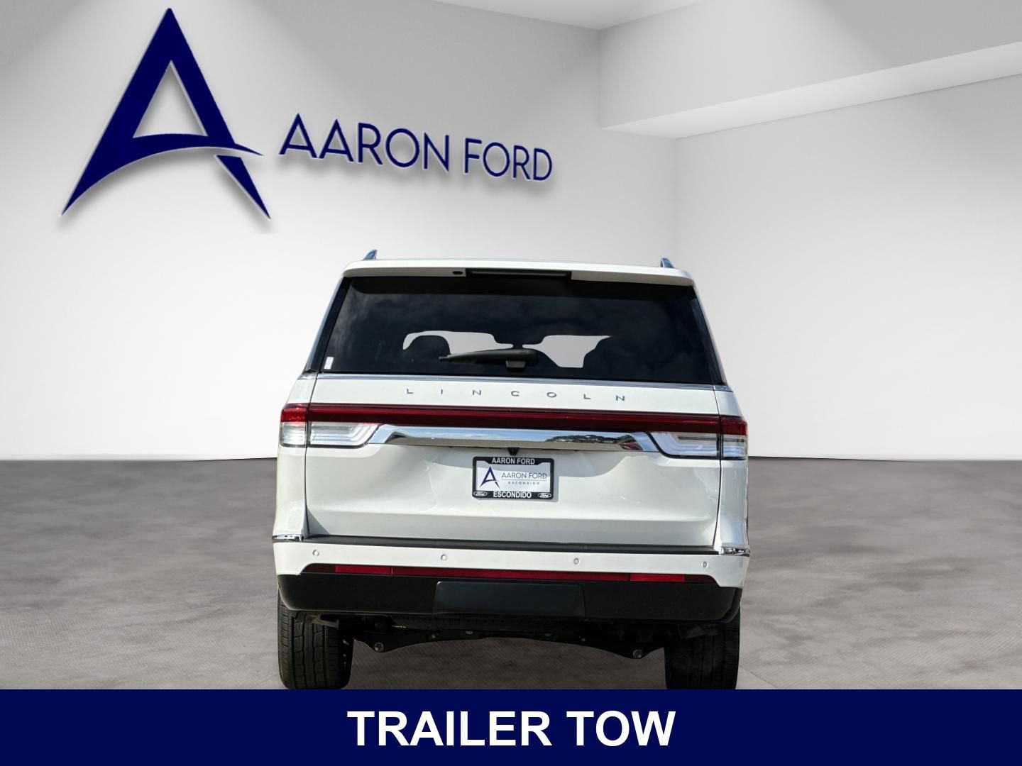 Used 2024 Lincoln Navigator L Reserve AWD/4WD image 5