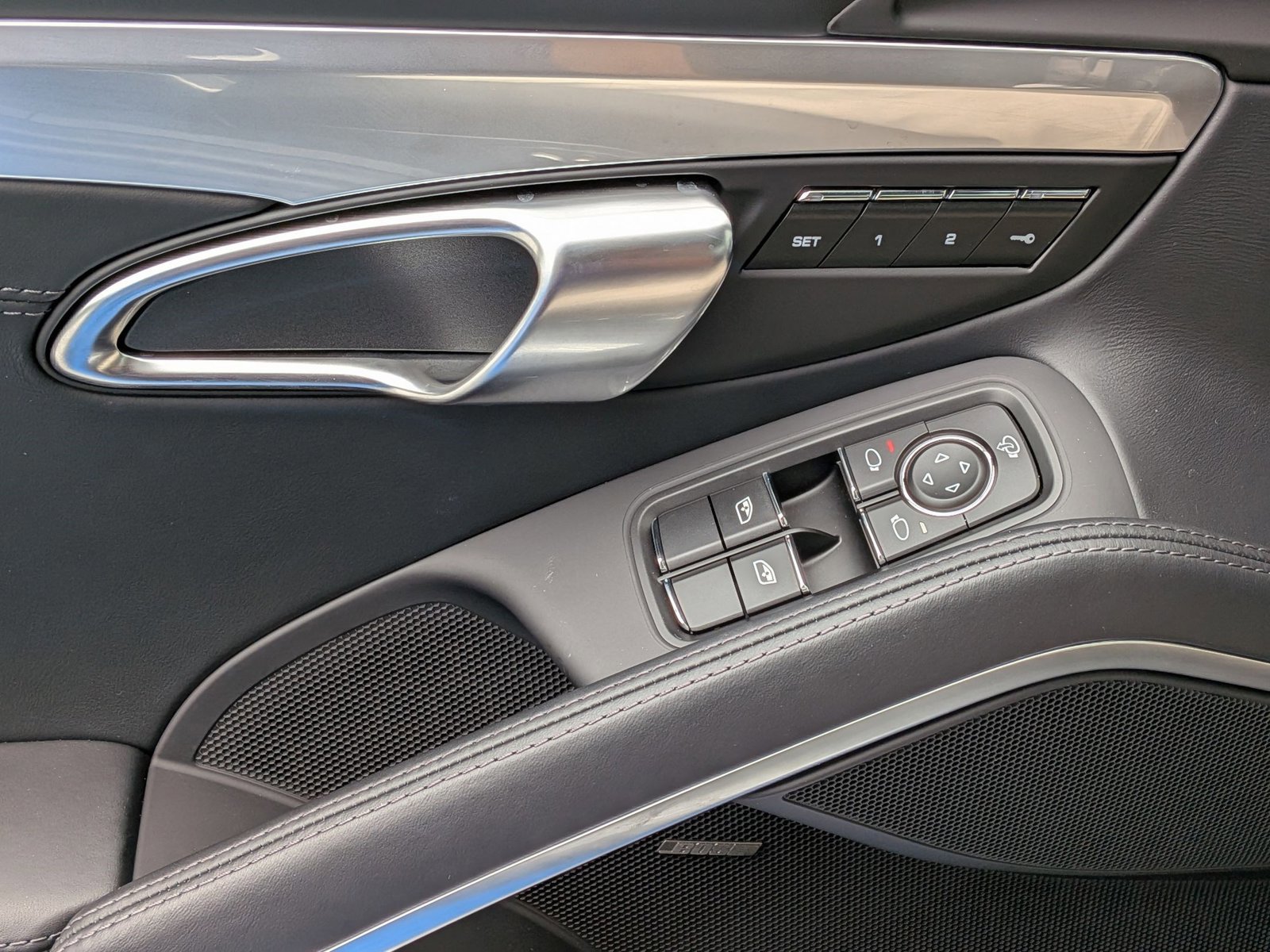 New 2025 Porsche 718 Boxster S image 15