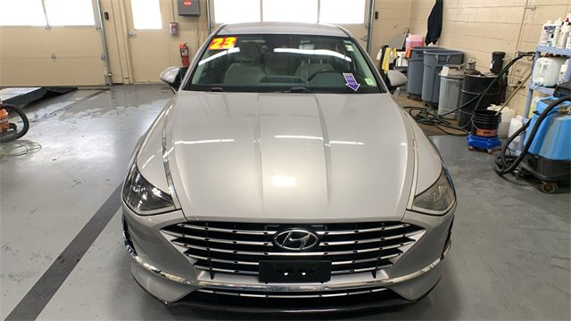 Used 2023 Hyundai Sonata SEL image 2