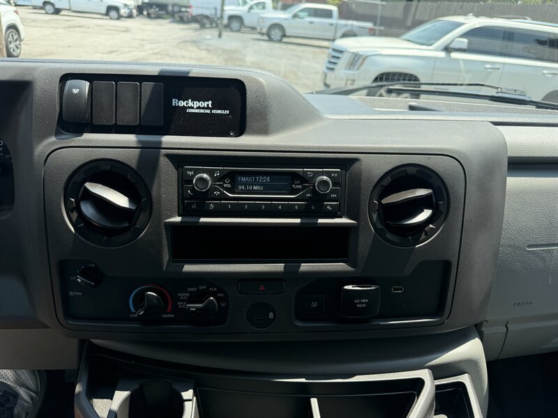 Used 2025 Ford E-450 and Econoline 450 Super Duty w/ Power Equipment Group RWD image 26