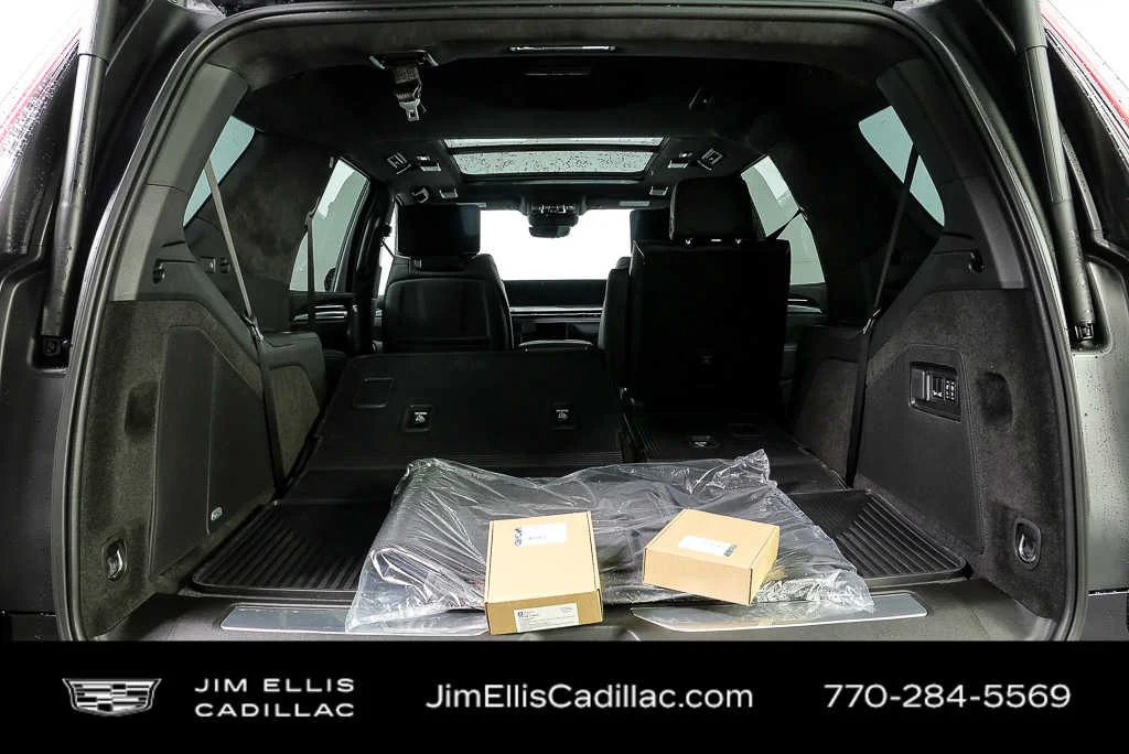 Used 2026 Cadillac Escalade V w/ LPO, Floor Liner Package AWD/4WD image 31