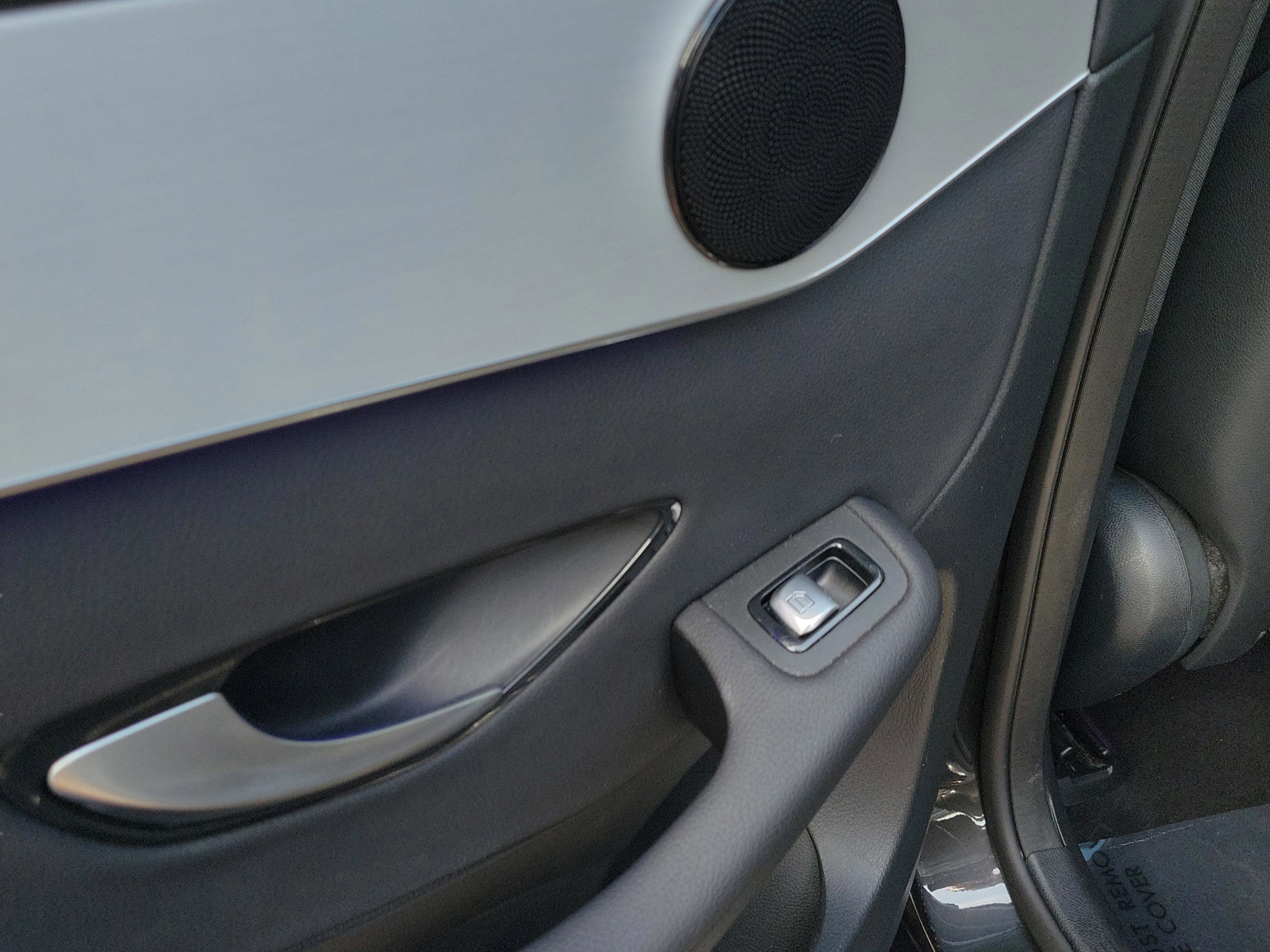 Used 2022 Mercedes-Benz GLC 300 image 26