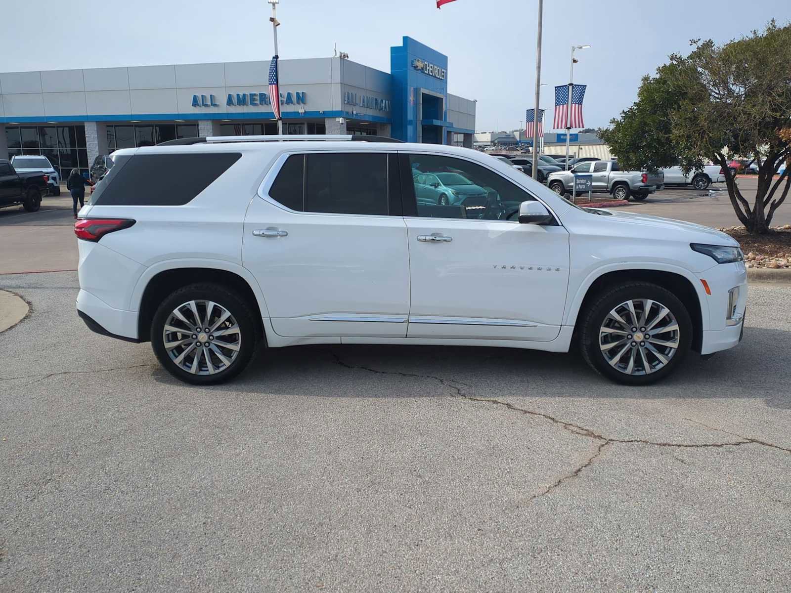 Used 2023 Chevrolet Traverse Premier w/ LPO, Floor Liner Package image 9