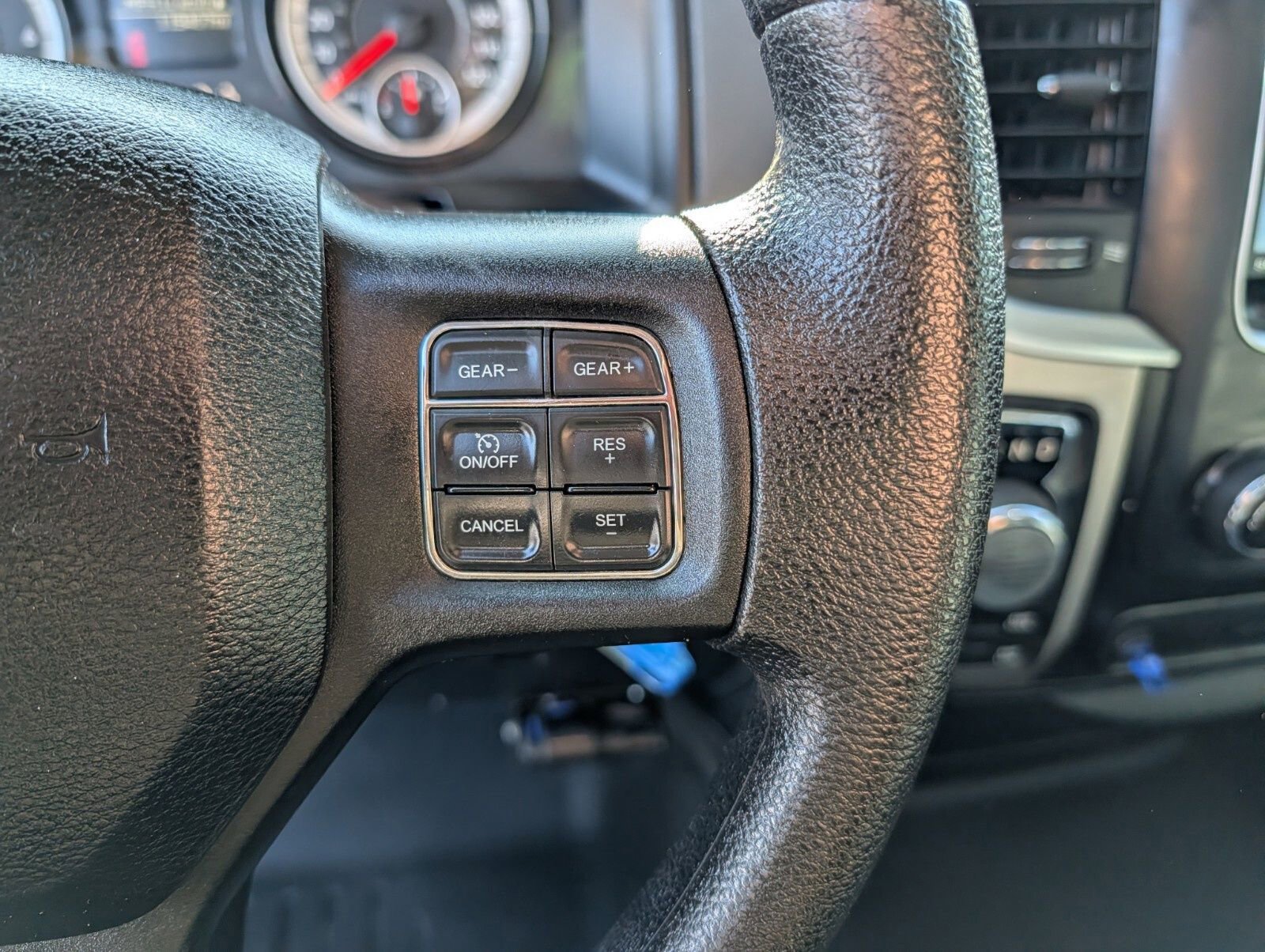 Used 2016 RAM 1500 Classic SLT image 26