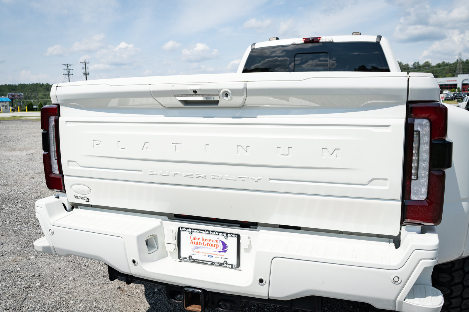 Used 2024 Ford F450 Platinum w/ FX4 Off-Road Package AWD/4WD image 23
