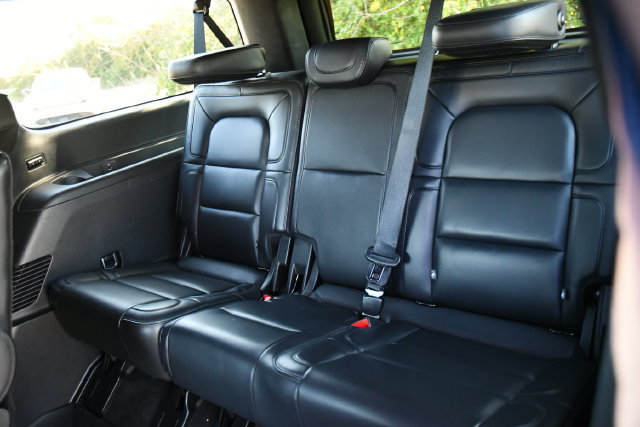 Used 2019 Lincoln Navigator L Reserve AWD/4WD image 18