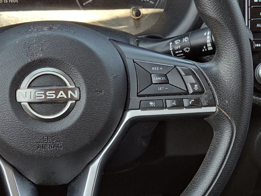 Used 2023 Nissan Kicks SV FWD image 24